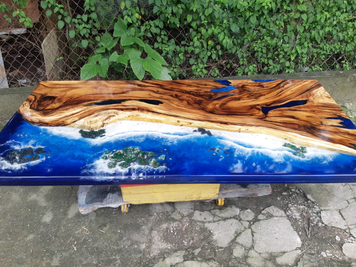 ban-an-epoxy-kieu-bai-bien-23022